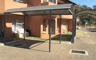 1 Bedroom Apartment in Pollak Park