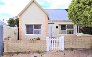 3 Bedroom House in North End