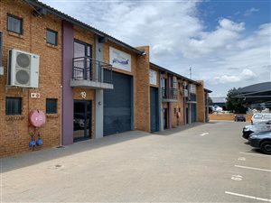 115 m² Industrial space in Laser Park
