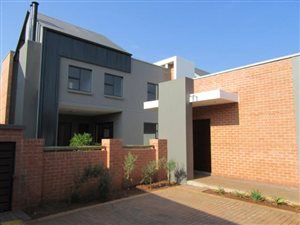 3 Bedroom Duplex in Southdowns Estate