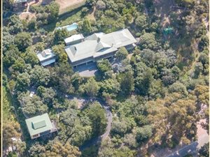 6 Bed House in Hout Bay and surrounds
