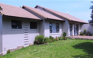 3 Bedroom Townhouse in Mossel Bay Golf Estate