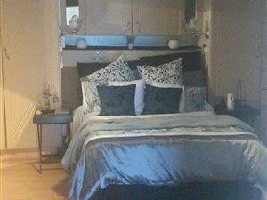 1 Bedroom Garden Cottage in Allandale