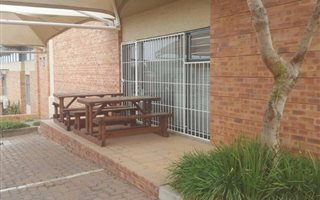 360 m² Industrial space in Barbeque Downs