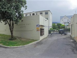 2 Bed Apartment in Hout Bay and surrounds