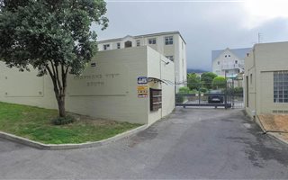 2 Bedroom Apartment in Hout Bay and surrounds