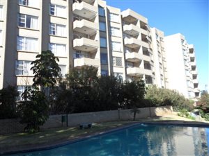 3 Bed Apartment in Bramley Park