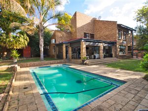 3 Bed House in Dowerglen