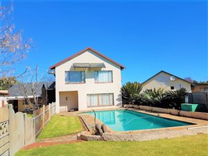5 Bed House in Modder East