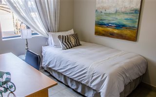 2 Bedroom Apartment in Woodhill