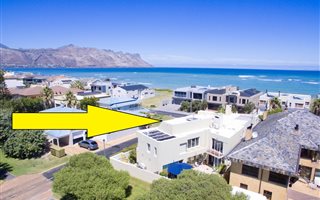 3 Bedroom House in Greenways Golf Estate