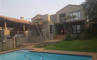 4 Bedroom House in Dainfern