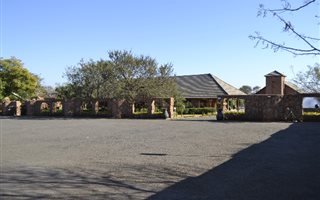 1295 m² Commercial space in Kameeldrift
