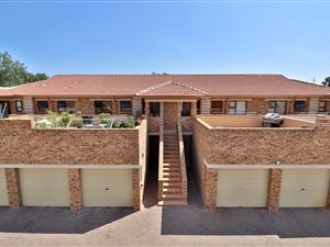 2 Bed Townhouse in Nimrod Park