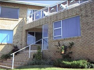 5 Bed House in Illovo Beach
