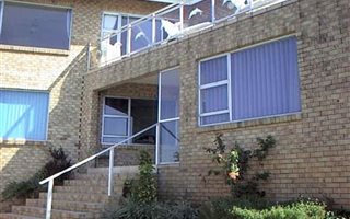 5 Bedroom House in Illovo Beach