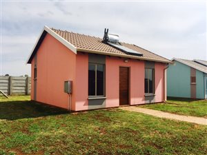 2 Bed House in Eikenhof