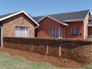 4 Bed House in Bakerton