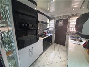 4 Bed House in Daveyton