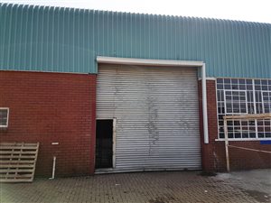 400 m² Industrial space in Kirkney