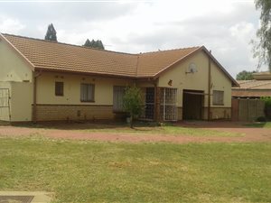 3 Bed House in Bonanne