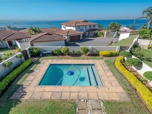 4 Bed House in Sheffield Beach