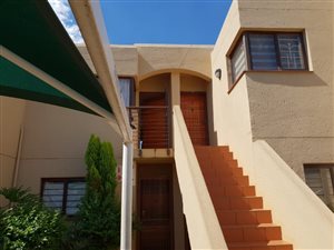 2 Bed Townhouse in Glenvista