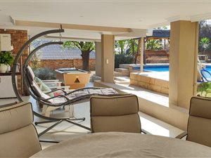 5 Bed House in Sunninghill