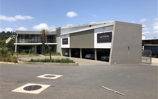 1872 m² Industrial space in Maxmead