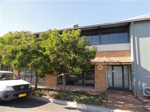 442 m² Commercial space in Airport Industria