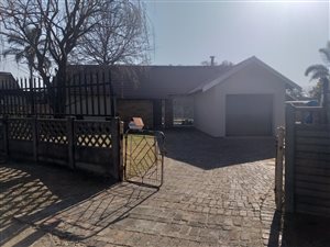 3 Bed House in Bonaero Park