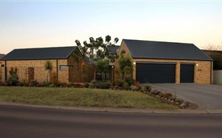 3 Bedroom House in Midlands Estate