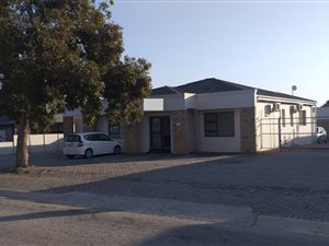 530 m² Office Space in Newton Park