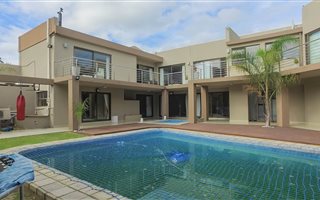4 Bedroom House in Plattekloof