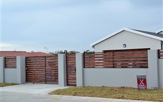 3 Bedroom House in Fairview