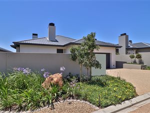 3 Bed Townhouse in Clara Anna Fontein Estate
