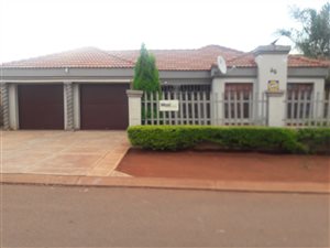 3 Bed House in The Orchards