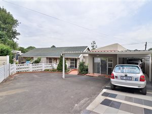 4 Bed House in Scottsville