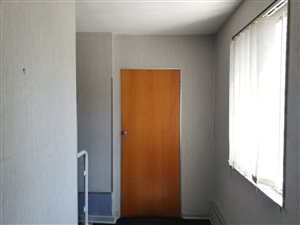 120 m² Office Space in Parkwood