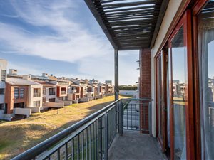 2 Bed Apartment in Noordwyk