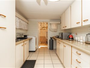 3 Bed Simplex in Grobler Park