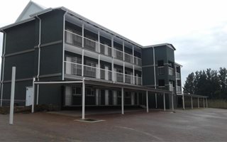 1 Bedroom Apartment in President Park