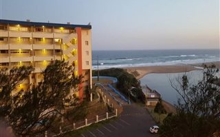 2 Bedroom Apartment in Athlone Park