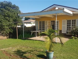 2 Bed Garden Cottage in Hillcrest Park