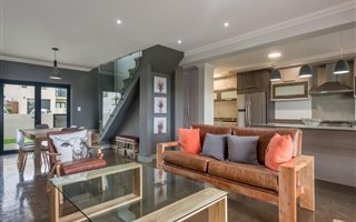 3 Bedroom House in Kelderhof Country Village