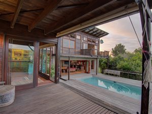 3855 m² Farm in The Crags