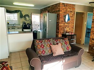 2 Bed Townhouse in Krugersdorp North