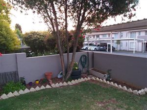 2 Bed Apartment in Edenglen