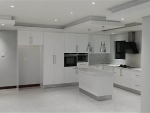4 Bed House in Waterfall Country Estate