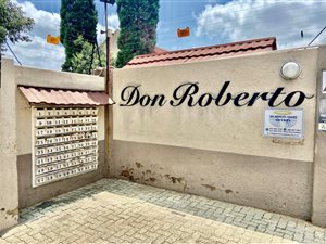 2 Bed Townhouse in Rewlatch